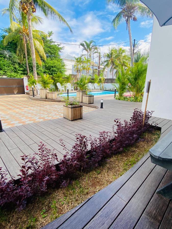 Sweet Beach Apt-Pool, Terrace, Ground Floor, Few Steps From Beach! Flic en Flac Exterior photo
